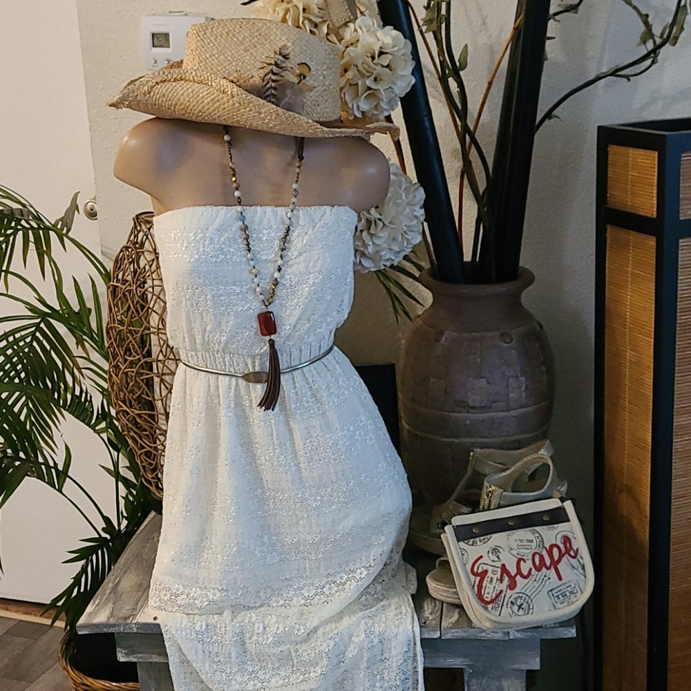 SALE TODAY BEAUTIFUL LACE LONG SMALL DRESS MEDIUM - Picture 5 of 16
